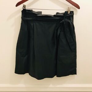 Theory Peruvia Paperbag Skirt 4 black bow tie